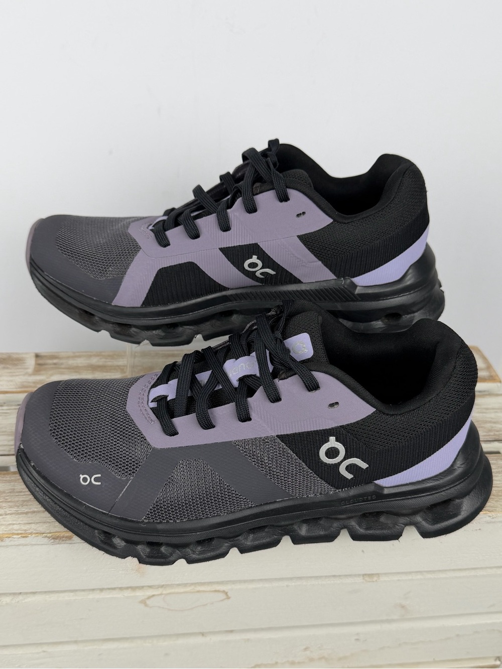 On Running Cloud runner sneakers sleek Iron/Black color way size 5 - Picture 3 of 13